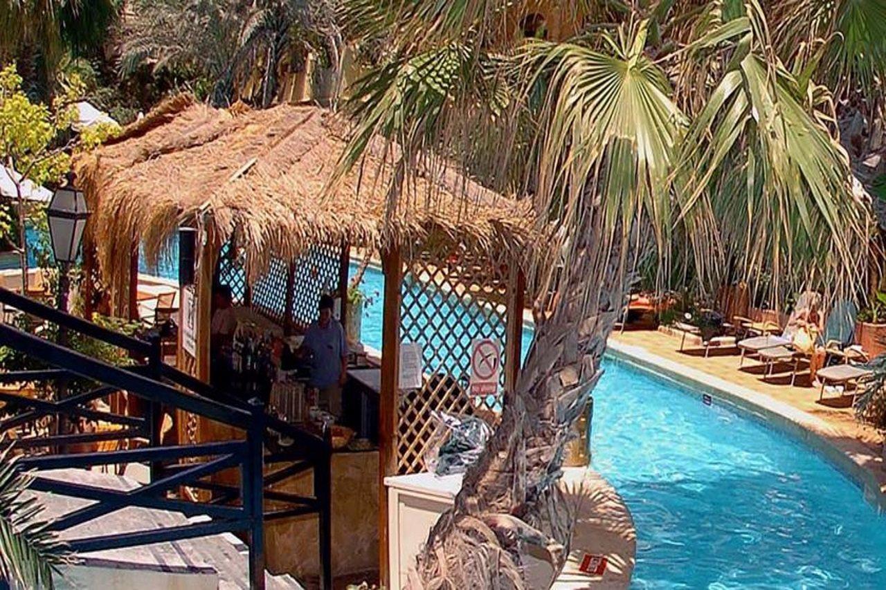 Fortina Spa Resort Слима Екстериор снимка The pool at the resort