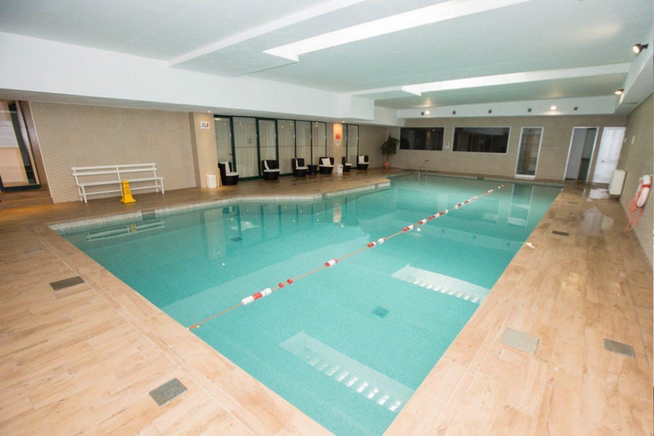 Fortina Spa Resort Слима Екстериор снимка The swimming pool at the hotel
