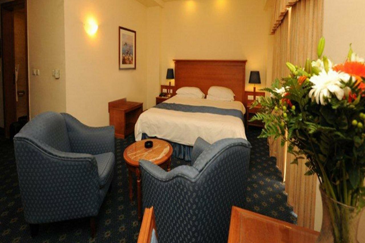 Fortina Spa Resort Слима Екстериор снимка A room at the hotel