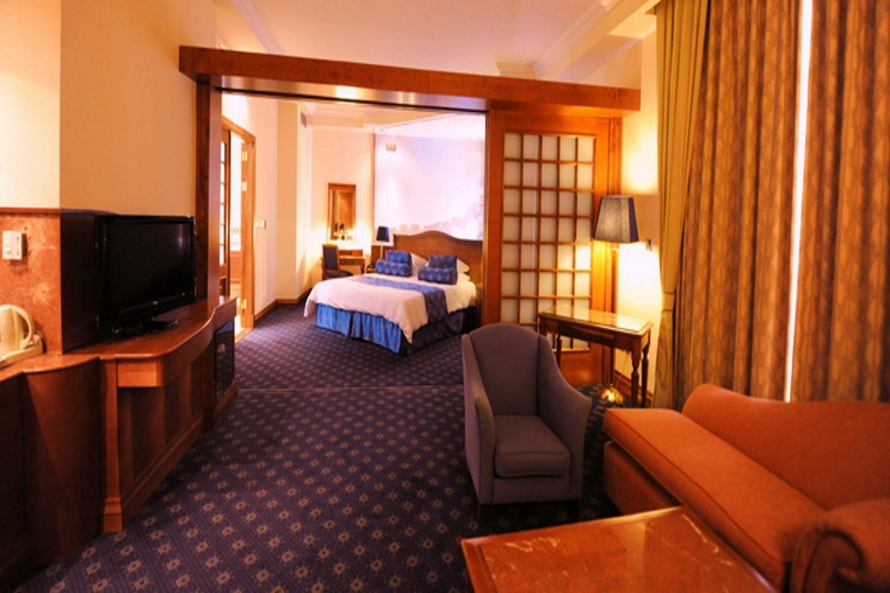 Fortina Spa Resort Слима Екстериор снимка Suite